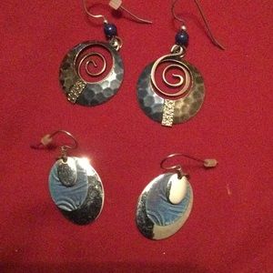 2 pair blue colored earrings